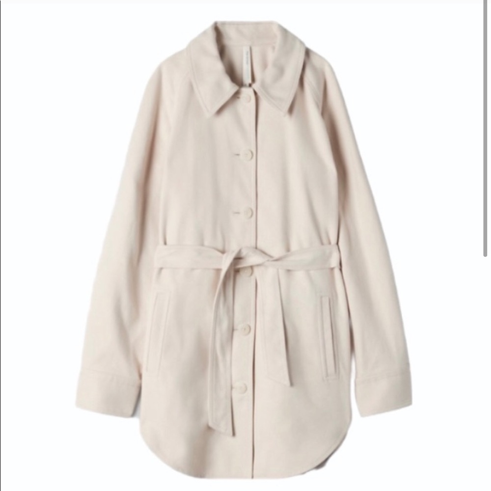 Aritzia Babaton Belted Shirt Jacket